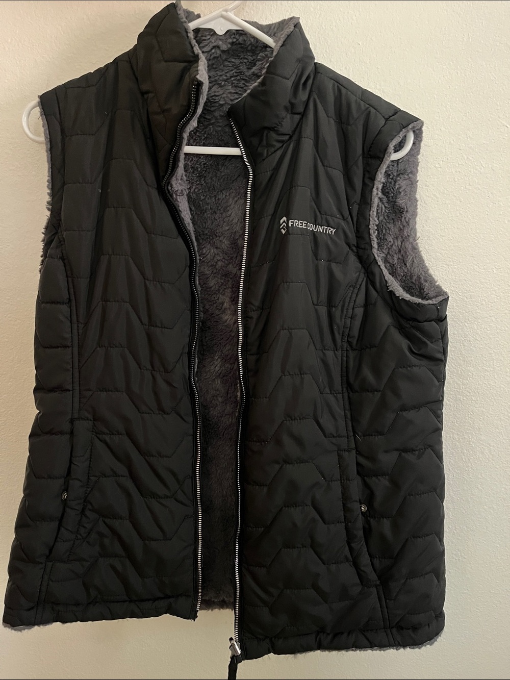 Free Country Black Vest